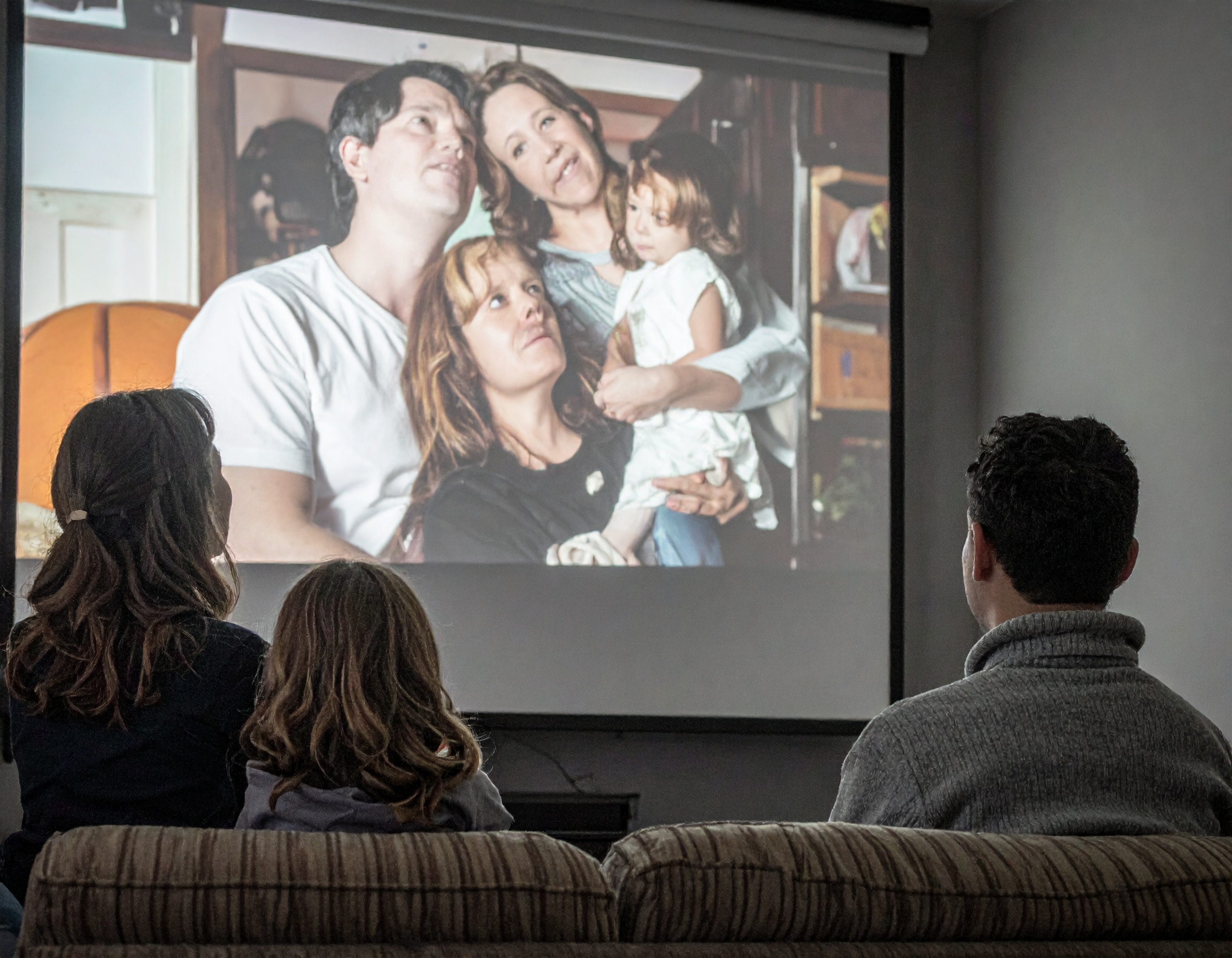 葬儀スライドショーで避けるべきNG写真とマナー